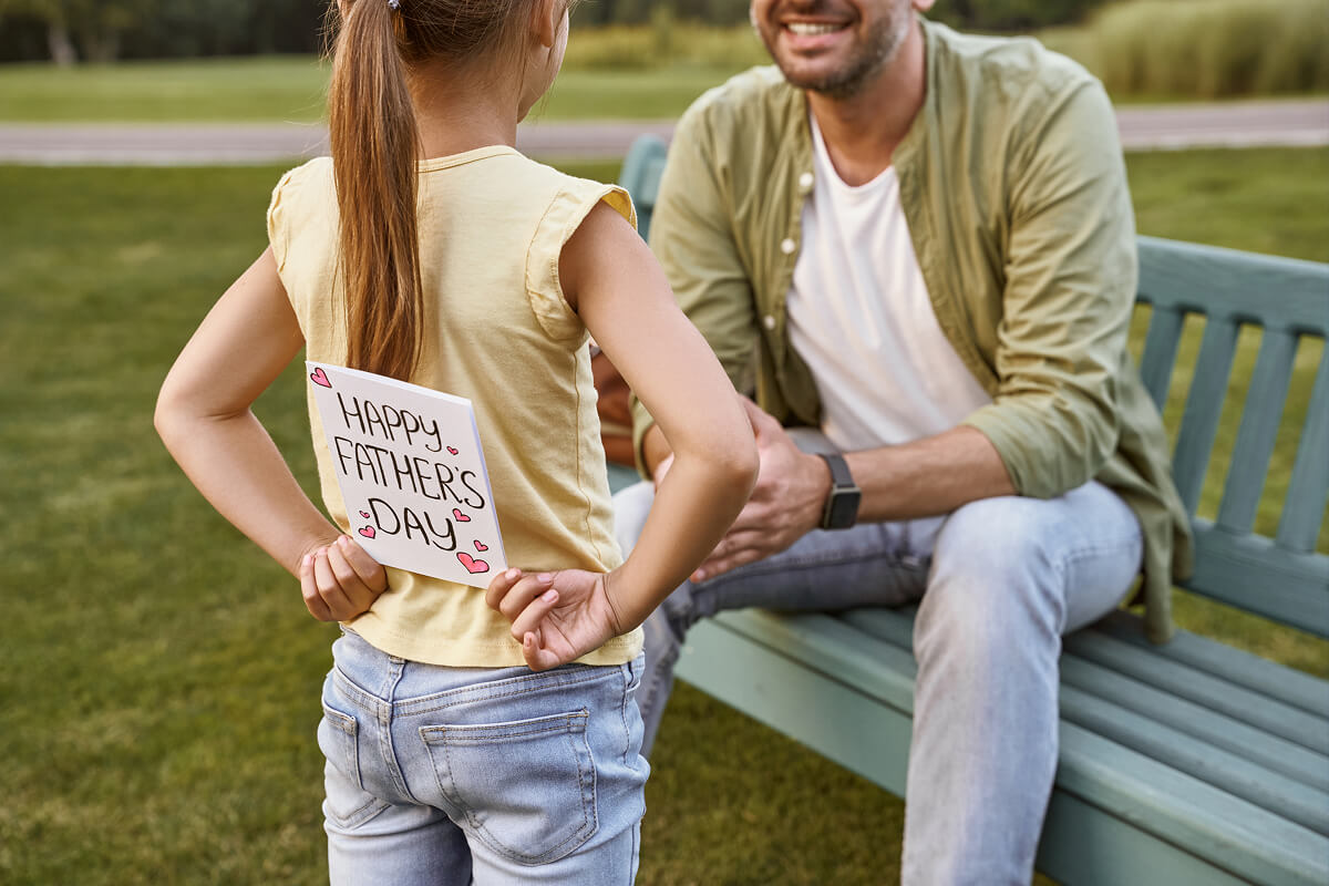 Best Father’s Day cards from Manly Man Co. featuring Meat Cards, jerky roses, and funny add-ons that turn your message into a gift Dad will actually enjoy.